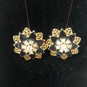 Vintage Avon Festive Sparkle Enamel Gold and Black Poinsettia Post Earrings